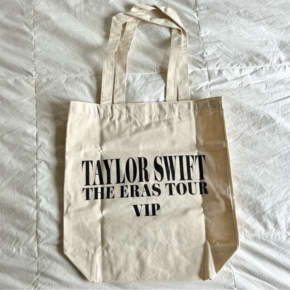 Official Taylor Swift Eras Tour VIP Merchandise Box - Picture 4 of 10